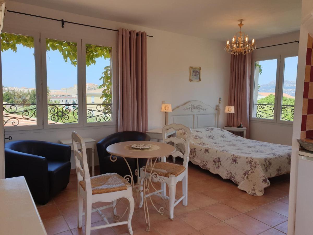 Résidence A Merula 2* Calvi (Corsica)